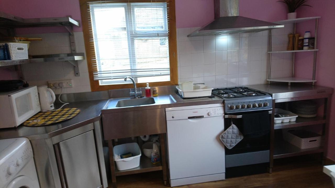 Scotland Paradise Relax Accommodation By Shooting Club Kirriemuir Balintore  Eksteriør bilde